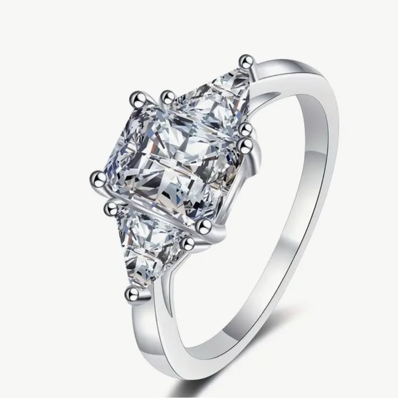 S925 Silver 2 Ct Moissanite Radiant Ring Sz 7 - Picture 4 of 7